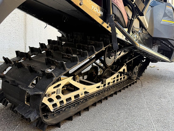 Arctic Cat XF 1100 Cross Tour 520 mil 4-takt 6 of 7