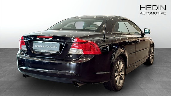Volvo C70 2 of 5