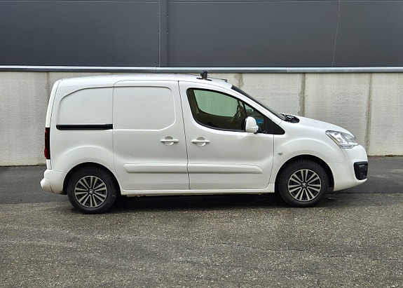 Peugeot Partner 2 of 5