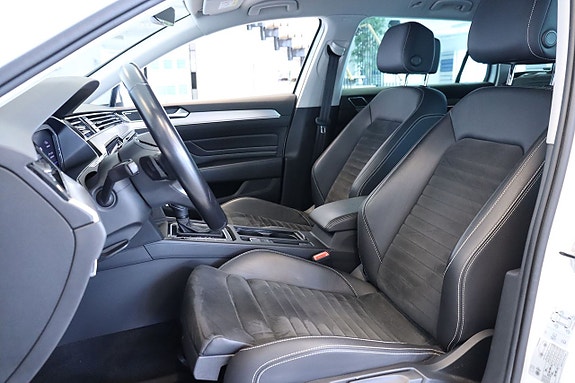 Volkswagen Passat 14 of 19