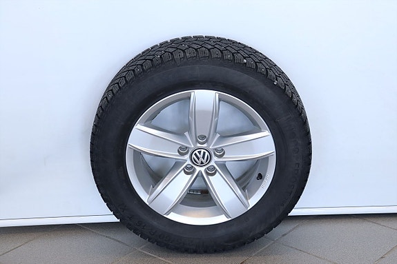 Volkswagen Passat 19 of 19