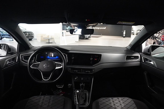 Volkswagen Taigo 10 of 14