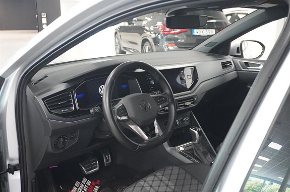 Volkswagen Taigo 4 of 14