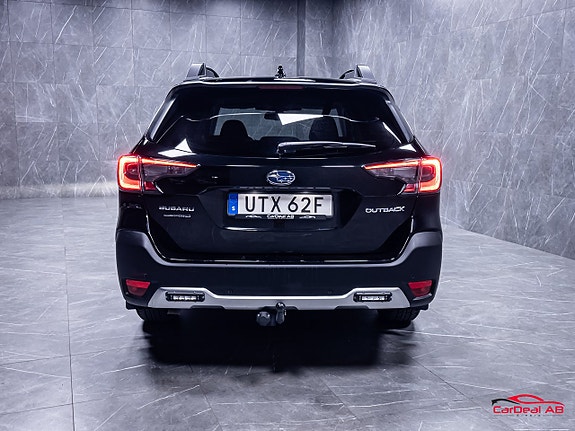 Subaru Outback 6 of 30