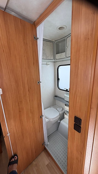 Adria Adora 512 UL. 13 of 14