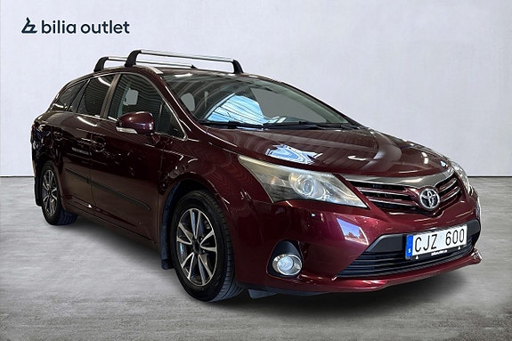 Toyota Avensis 4 of 5