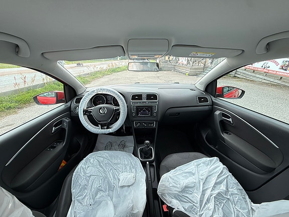 Volkswagen Polo 6 of 9