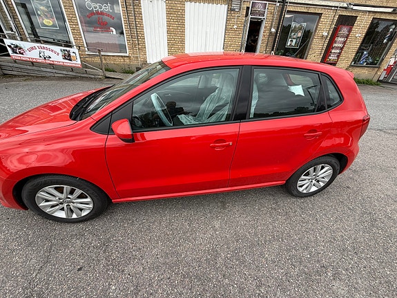 Volkswagen Polo 3 of 9