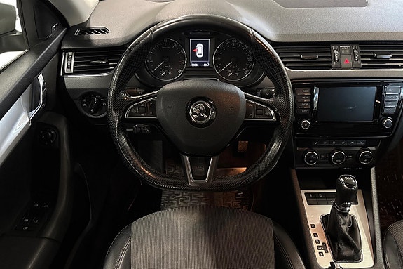 Skoda Octavia 16 of 29