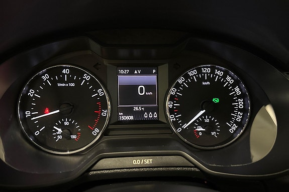 Skoda Octavia 17 of 29
