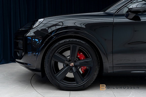 Porsche Cayenne 11 of 23
