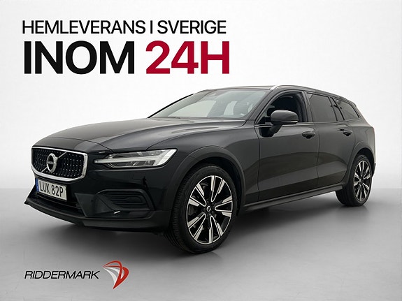 Volvo V60 Cross Country 3 of 30