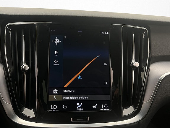 Volvo V60 Cross Country 17 of 30