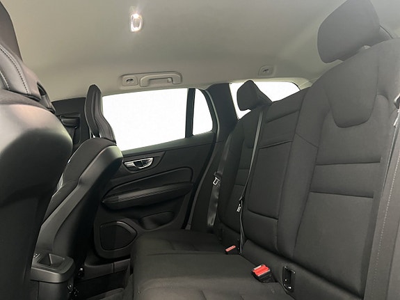 Volvo V60 Cross Country 27 of 30