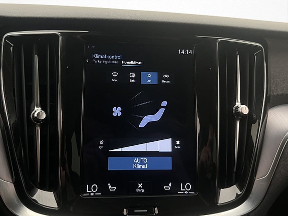 Volvo V60 Cross Country 21 of 30