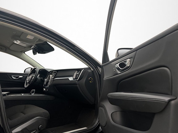 Volvo V60 Cross Country 26 of 30