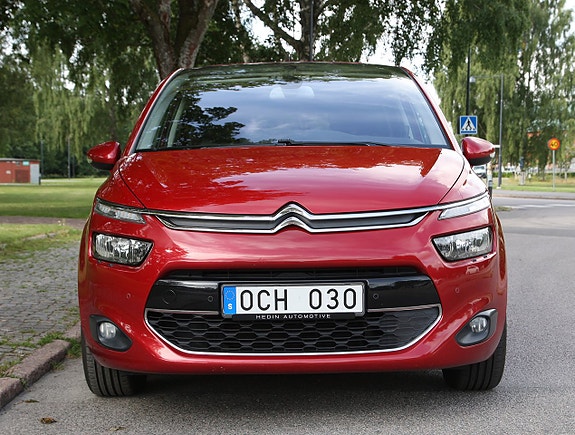 Citroen C4 Picasso 2 of 5