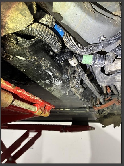 Tesla Model Y 3 of 7