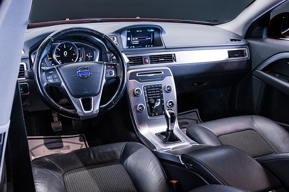 Volvo V70 13 of 19