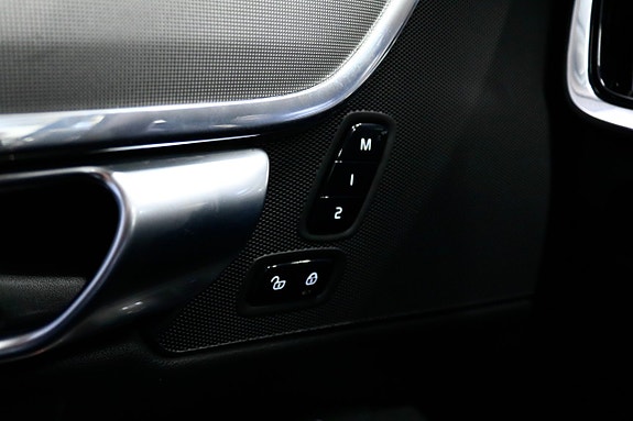 Volvo V90 24 of 27