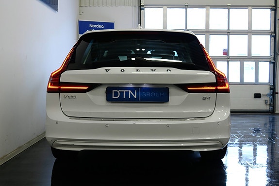 Volvo V90 4 of 5