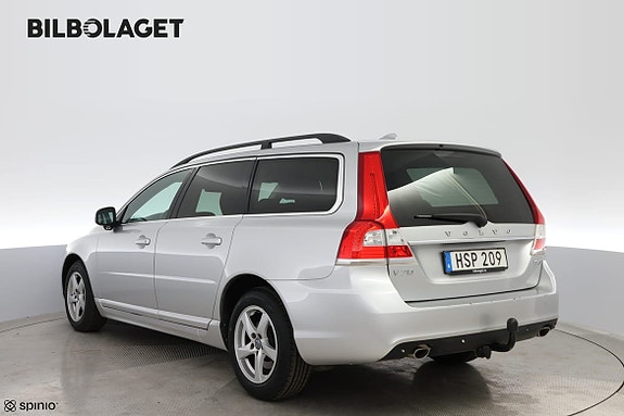 Volvo V70 3 of 5