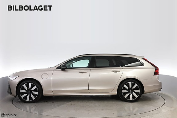 Volvo V90 2 of 5