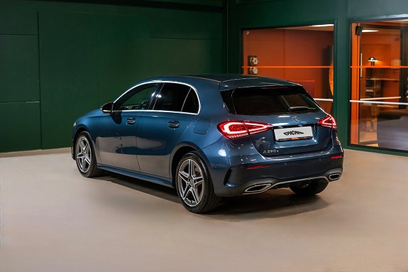 Mercedes-Benz A250 e 3 of 24