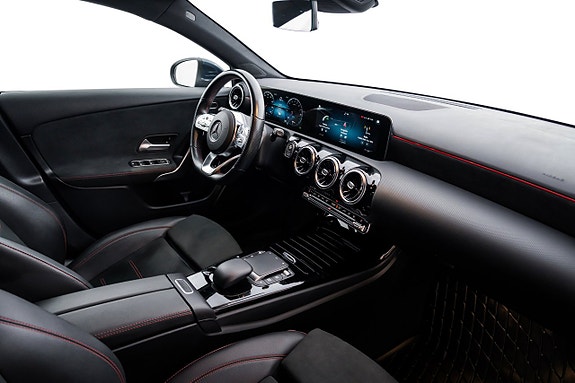 Mercedes-Benz A250 e 22 of 24