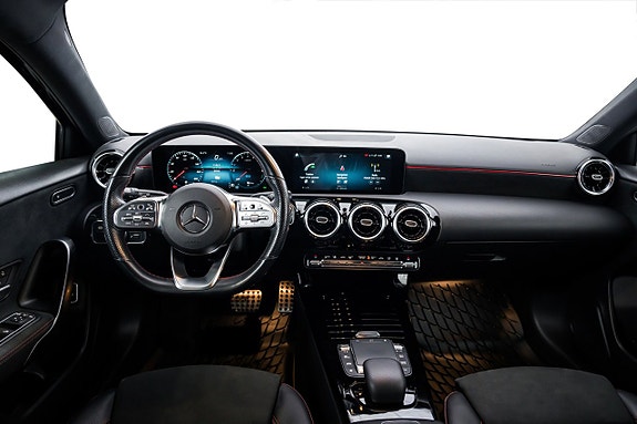 Mercedes-Benz A250 e 19 of 24