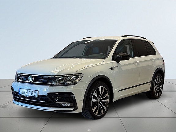 Volkswagen Tiguan 16 of 19
