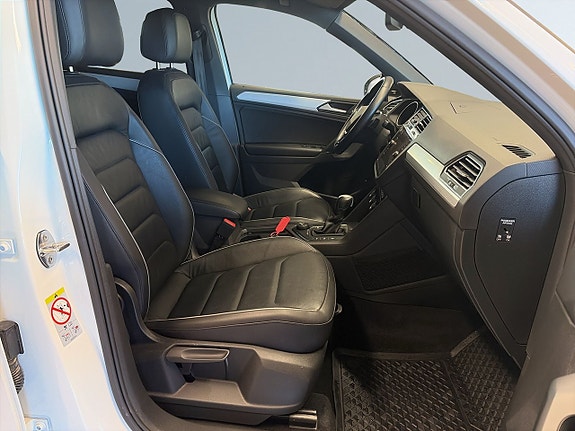Volkswagen Tiguan 10 of 19