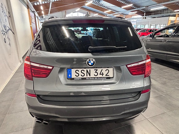 BMW X3 4 of 5