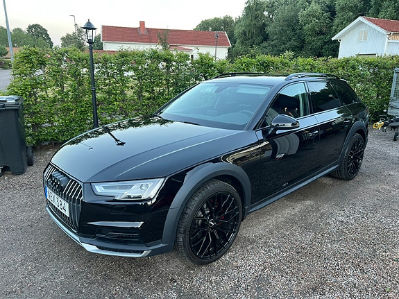 Audi A4 allroad 4 of 5