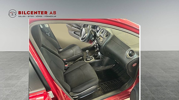Nissan Note 9 of 13