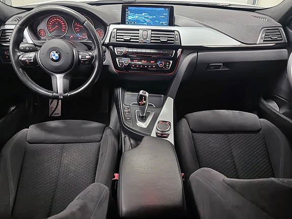 BMW 320d 15 of 22