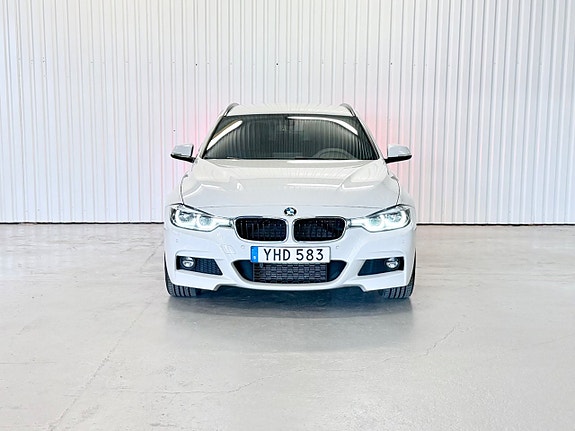 BMW 320d 8 of 22