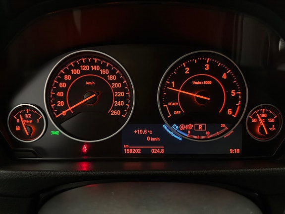 BMW 320d 18 of 22