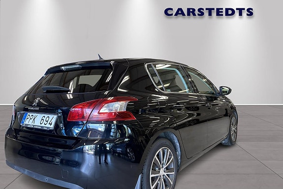 Peugeot 308 3 of 5