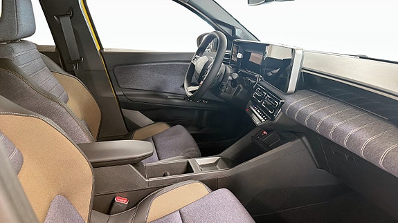 Renault 5 E-Tech 3 of 5