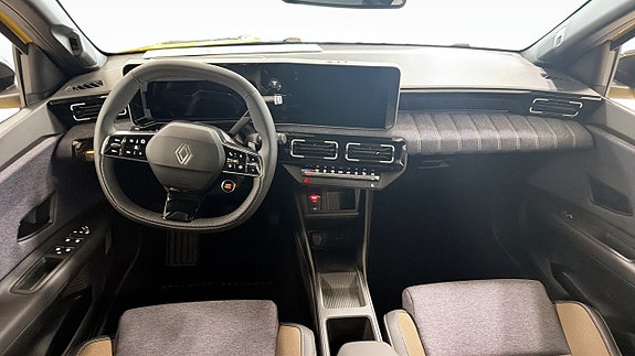 Renault 5 E-Tech 4 of 5