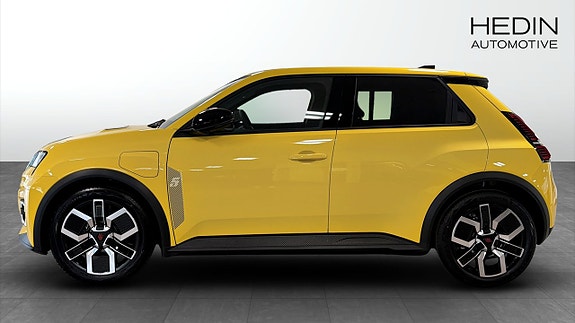 Renault 5 E-Tech 6 of 9