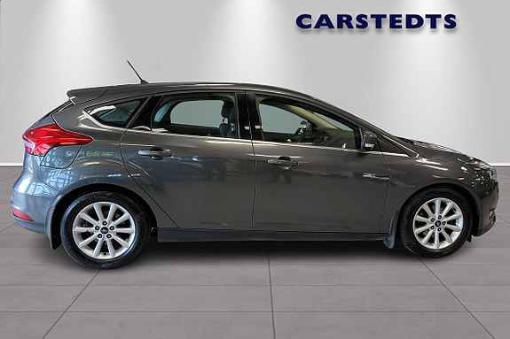 Ford Focus 3 of 7