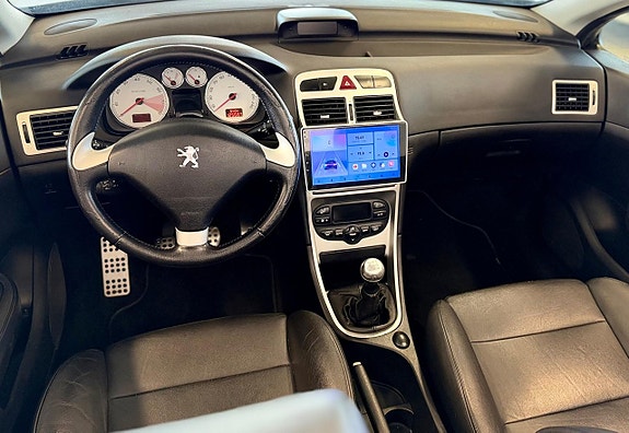 Peugeot 307 CC 9 of 13