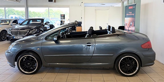 Peugeot 307 CC 7 of 13