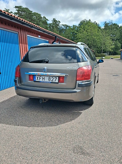 Peugeot 407 7 of 15