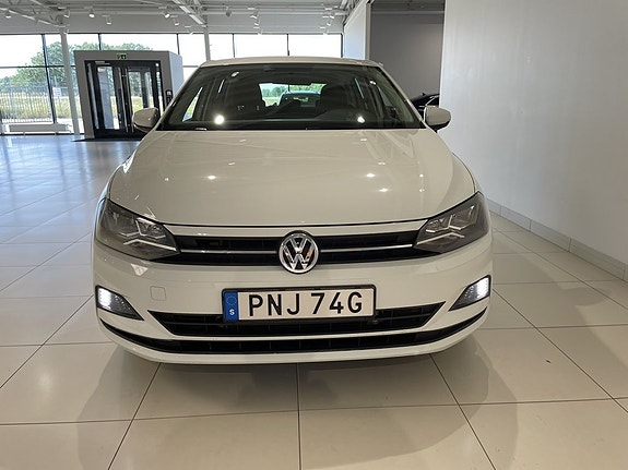 Volkswagen Polo 3 of 18