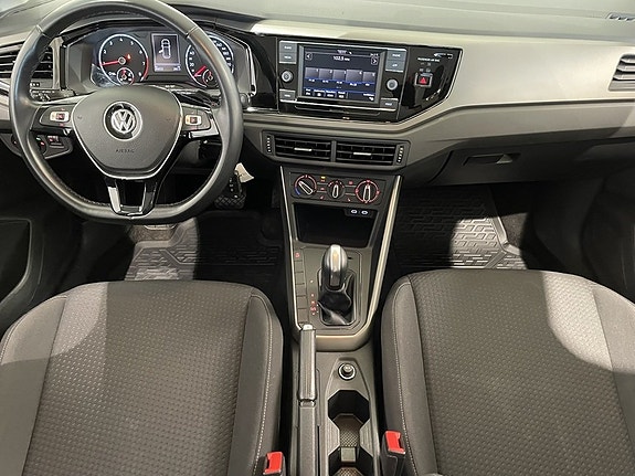 Volkswagen Polo 16 of 18