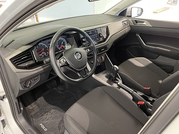 Volkswagen Polo 14 of 18