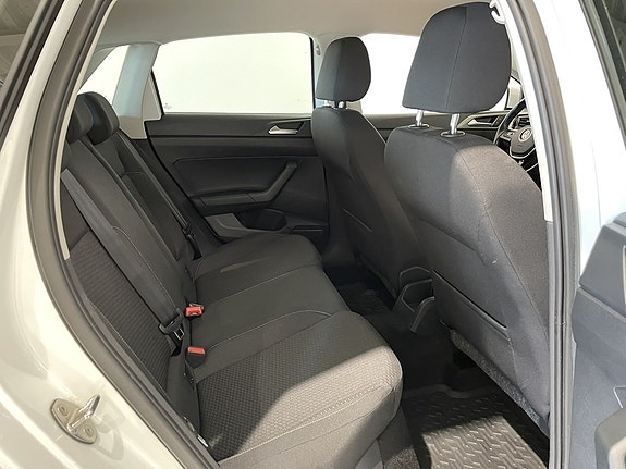 Volkswagen Polo 11 of 18